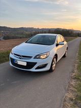 Opel Astra 1.4 Turbo 150 Jahre Opel 103kW 150 Jah... - Opel Astra: Standheizung, J
