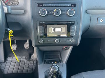 Volkswagen Touran - 9