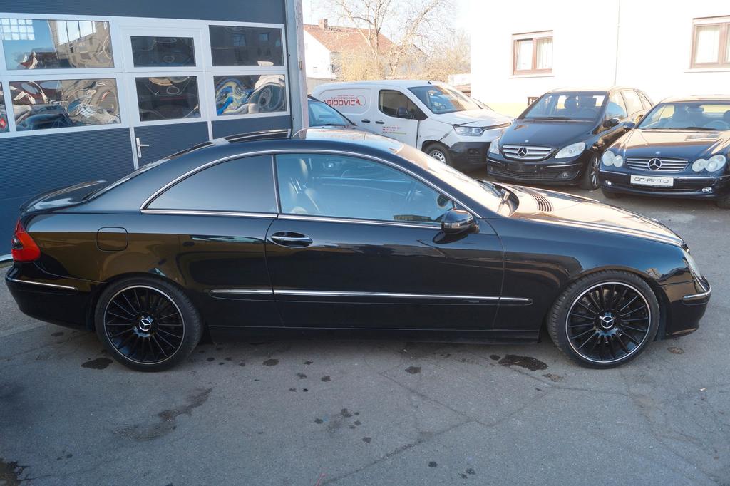 Mercedes-Benz CLK 500