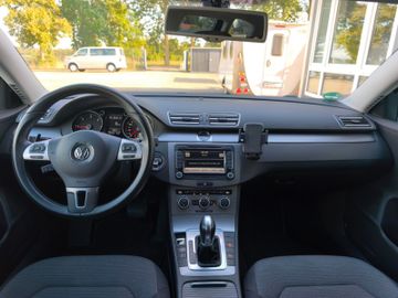 Volkswagen Passat Variant Comfortl*DSG*Bi-Xen*Navi*PDC*
