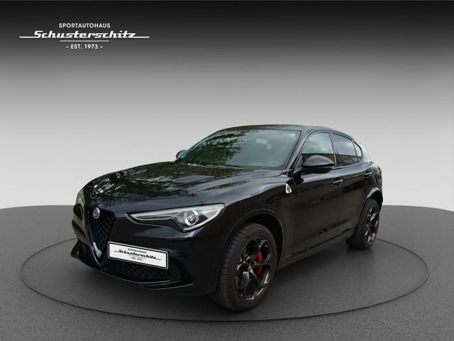 Alfa Romeo STELVIO V6 2.9 510PS QUADRIFOGLIO SEHR GEPFLEGT