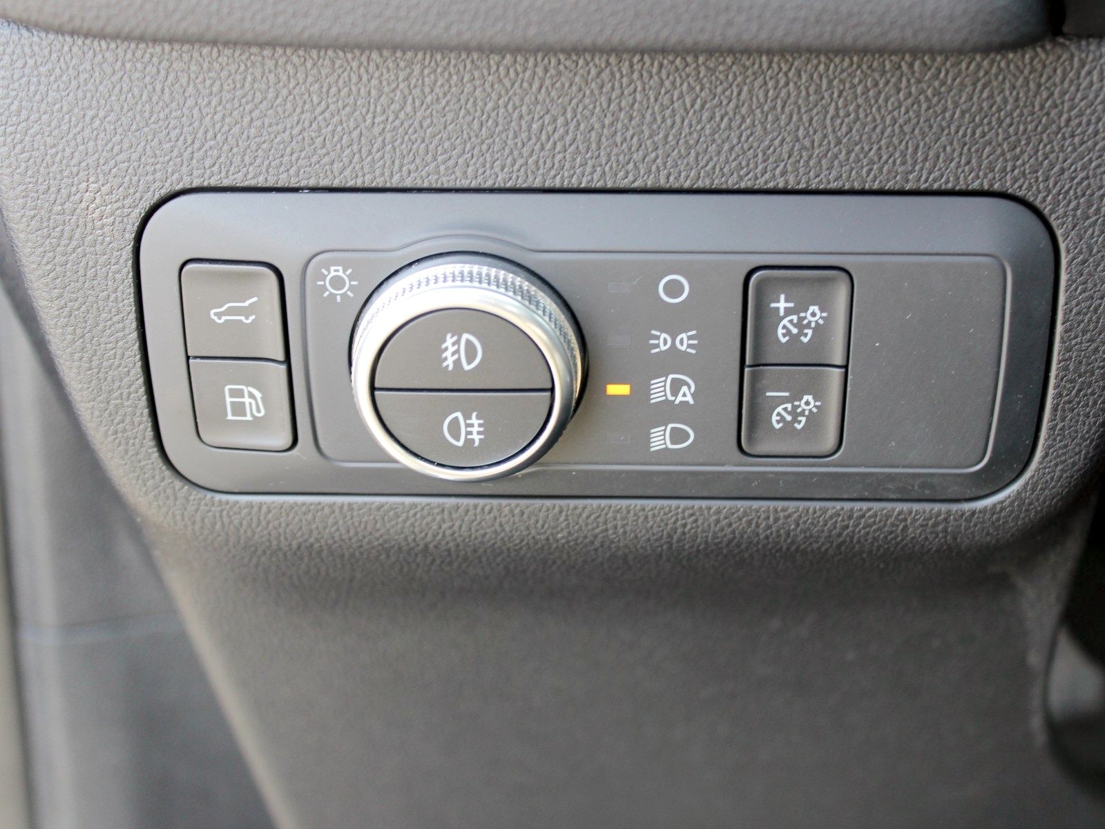 Fahrzeugabbildung Ford Kuga Plug-In Hybrid ST-Line X 2,5 Duratec