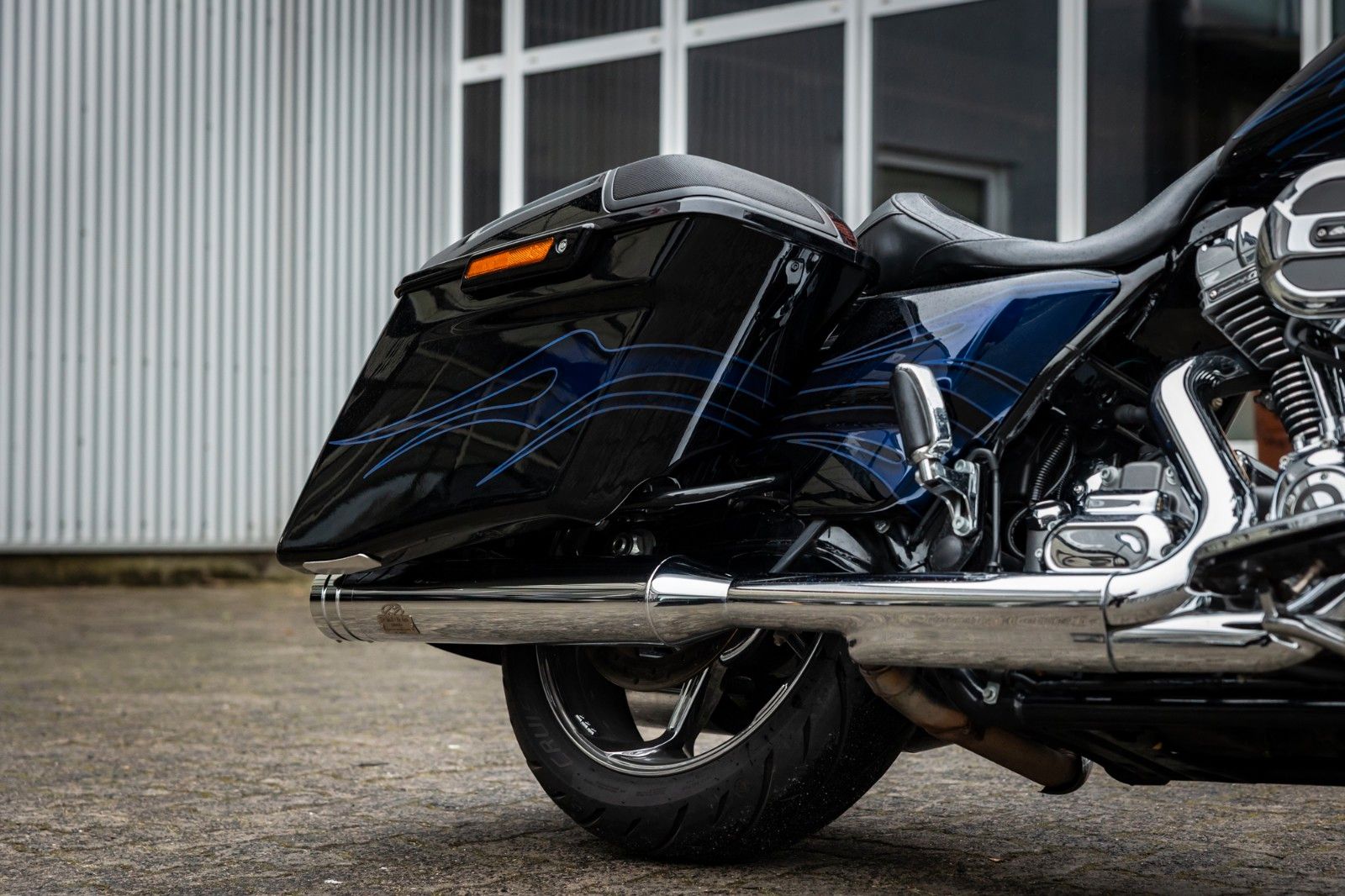 Fahrzeugabbildung Harley-Davidson CVO STREET GLIDE 110 FLHXSE - Jekill&Hyde-26Zoll