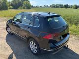 Volkswagen Tiguan 2.0 TDI SCR 140kW DSG 4MOTION Highlin... - Volkswagen Tiguan: TDI 140