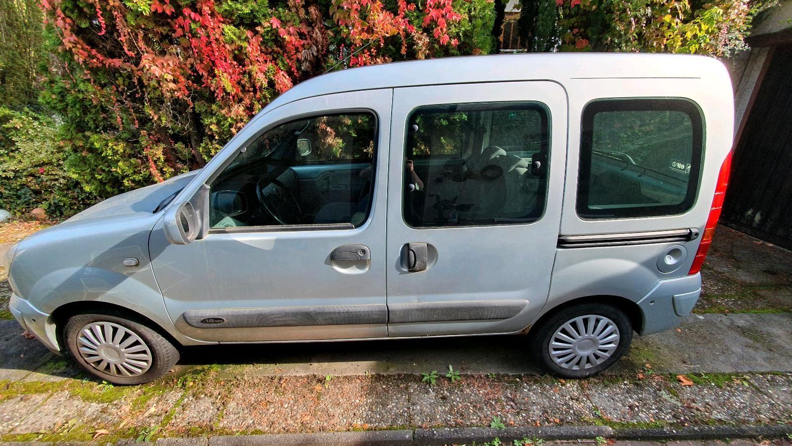 Renault Kangoo 2006 — вигляд ззаду
