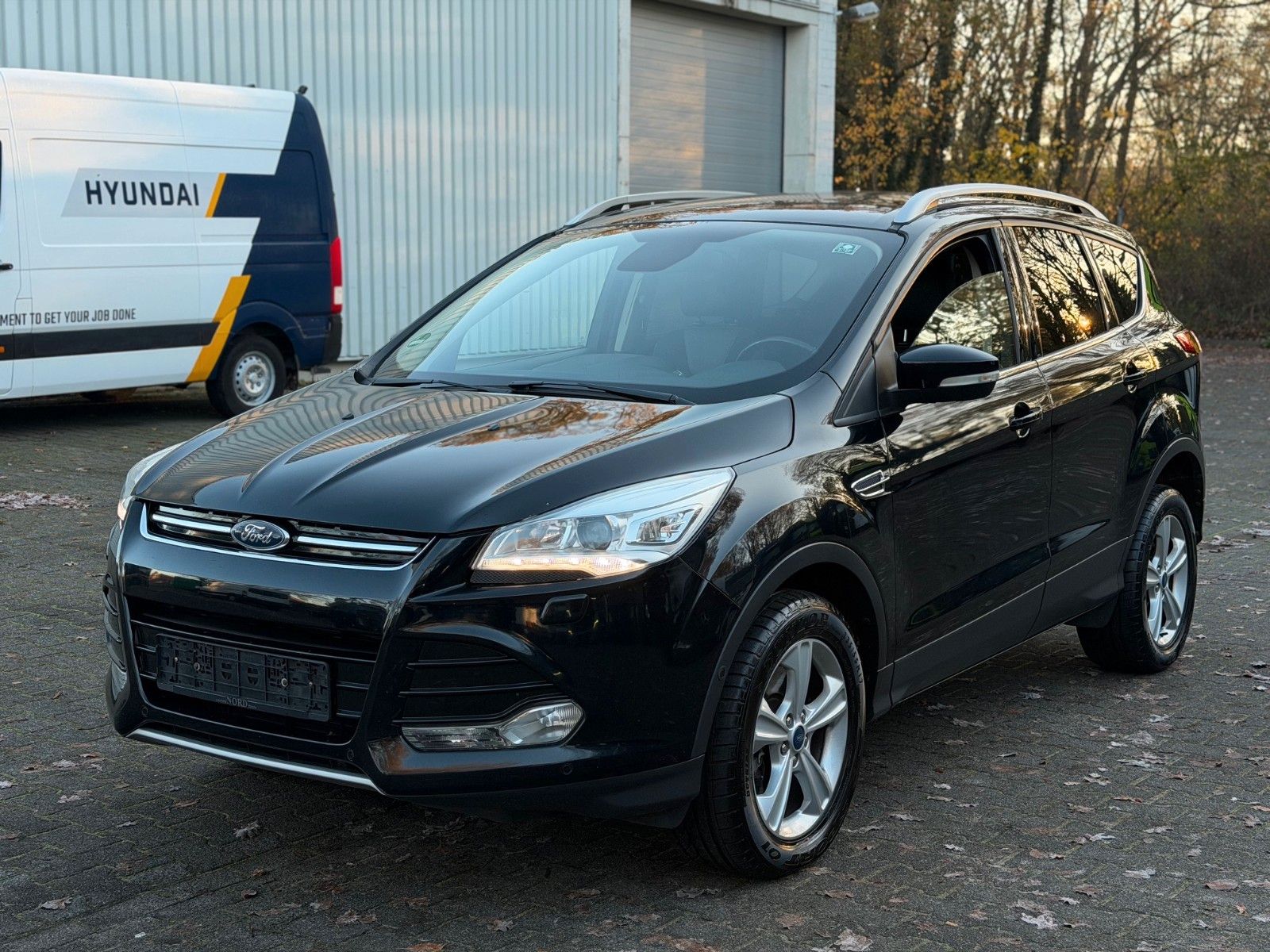 Ford Kuga - 1