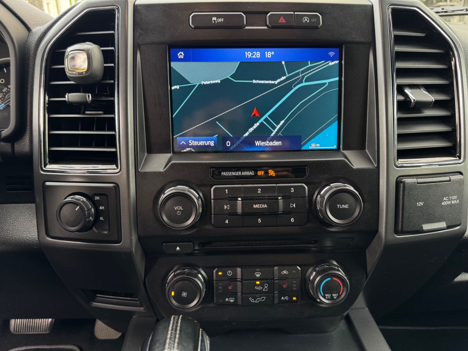 Fahrzeugabbildung Ford F 150 XL  4x4*AHK*LED*Kamera*Vollaussastung