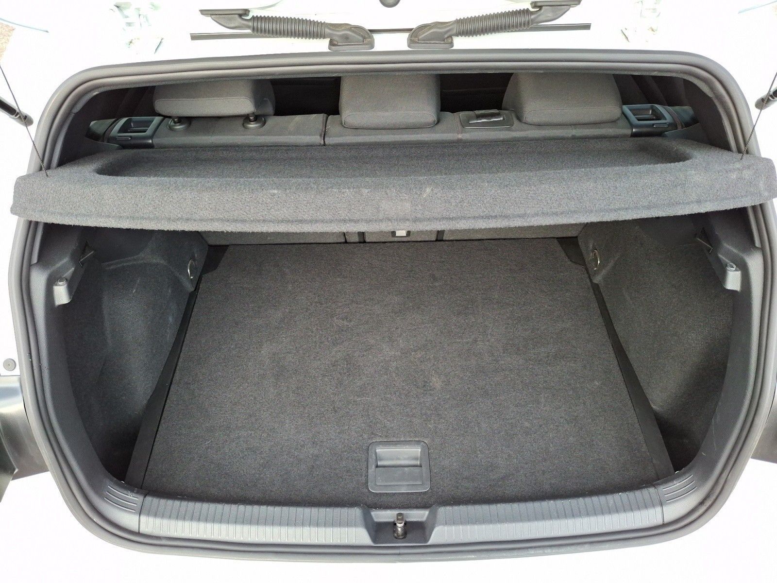 Volkswagen Golf - Bild 13