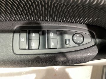 BMW 118 - 9