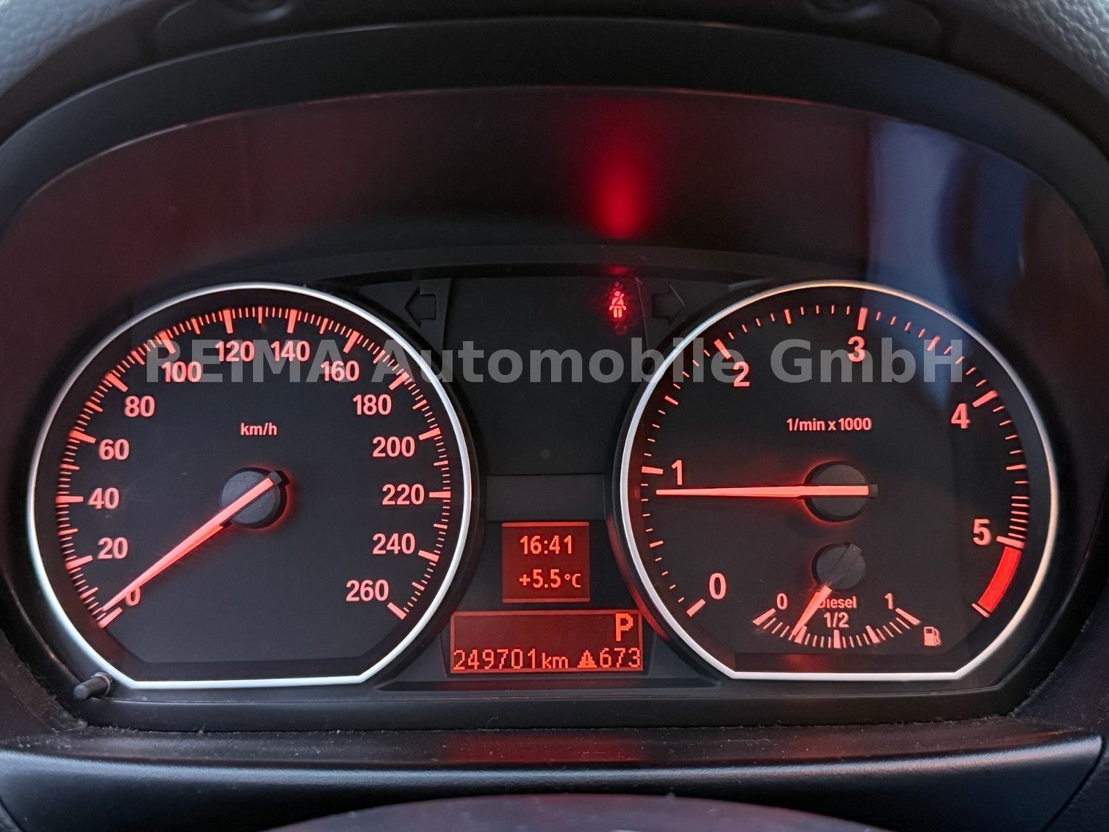 Fahrzeugabbildung BMW 123 D M-Sport Automatik, Xenon, Schiebedach