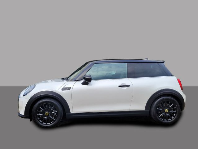 MINI Cooper SE 184PS BLACK & WHITE 8-FACH