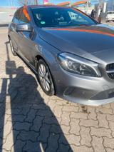 Mercedes-Benz Mercedes A Klasse 200 CDI - Mercedes-Benz E 200: Kleinwagen