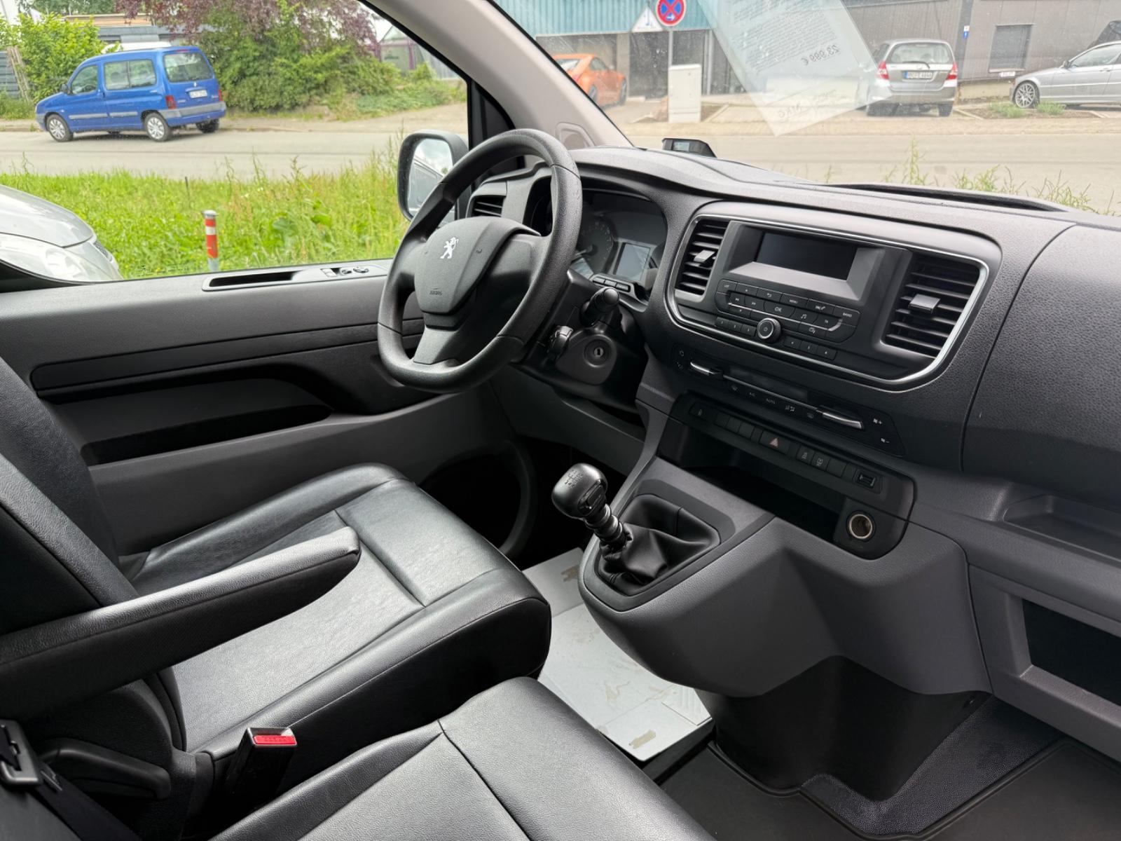 Peugeot Expert Kombi L2 *9 Sitzer*