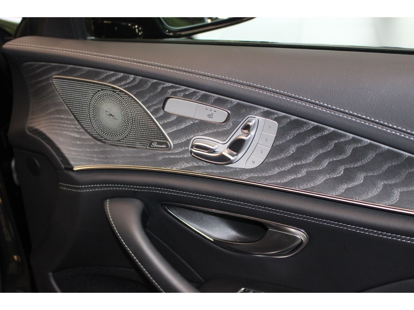 Fahrzeugabbildung Mercedes-Benz AMG GT 43 4Matic+ LED*GSD*MWST*Burmester*360°