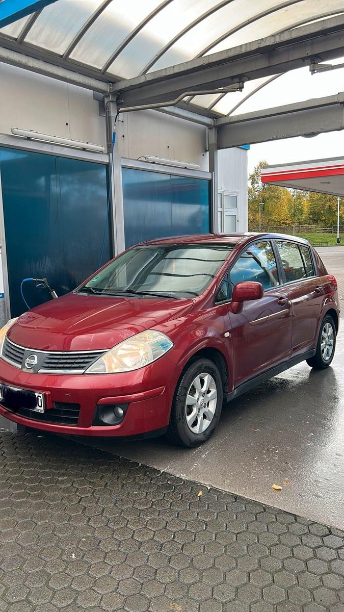 Nissan Andere