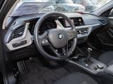 BMW 118i /5 NAVI LED PDC V+H DAB Tempomat Sitzheiz. - BMW 118 aus 2021