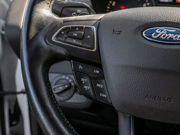Ford Kuga Titanium Parkautomatik Kamera Navi AHK