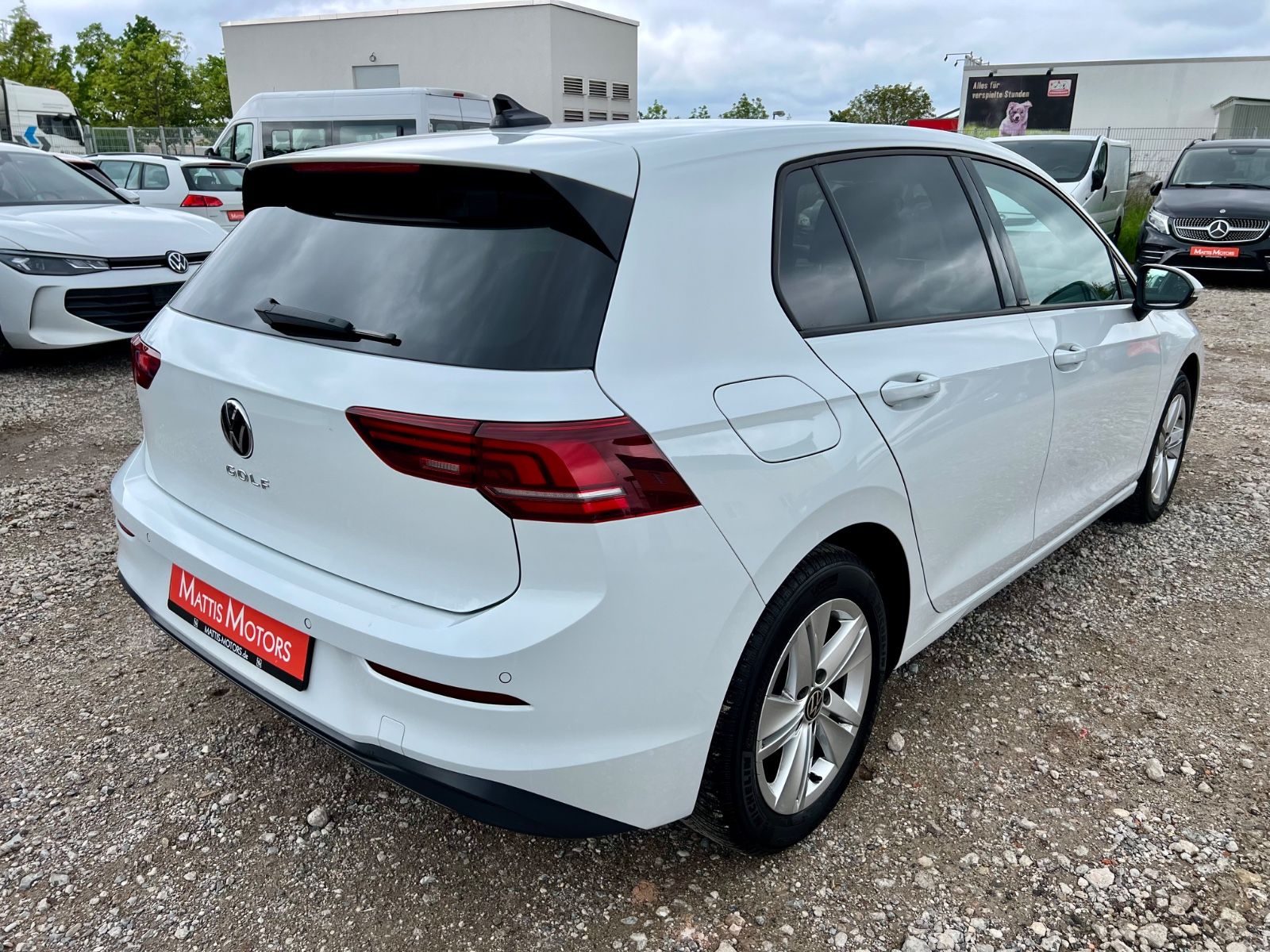 VW Golf 1.5 TSI Life LED SHZ CARPLAY PDC GJR ALU