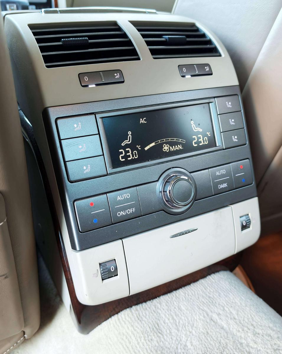 Volkswagen Phaeton TÜV Neu Kamera Navi Sitzheiz. LEDER Xeno