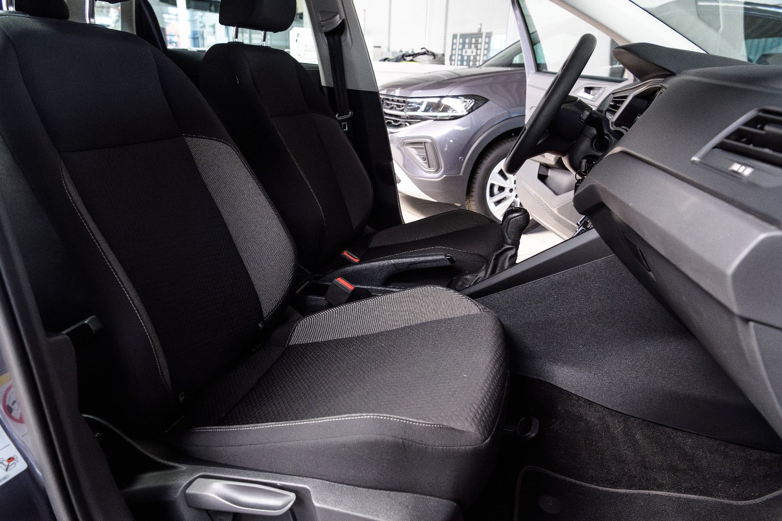 Fahrzeugabbildung Volkswagen Polo 1.0l 59kw+Klima+LED+GJ-Reifen+SHZ