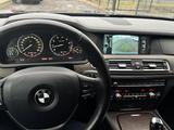 BMW 750iL xDrive SoftClose/HeadUp/Bi-Xenon/Camera360 - BMW 7er Reihe mit Benzin-Antrieb: Automatik