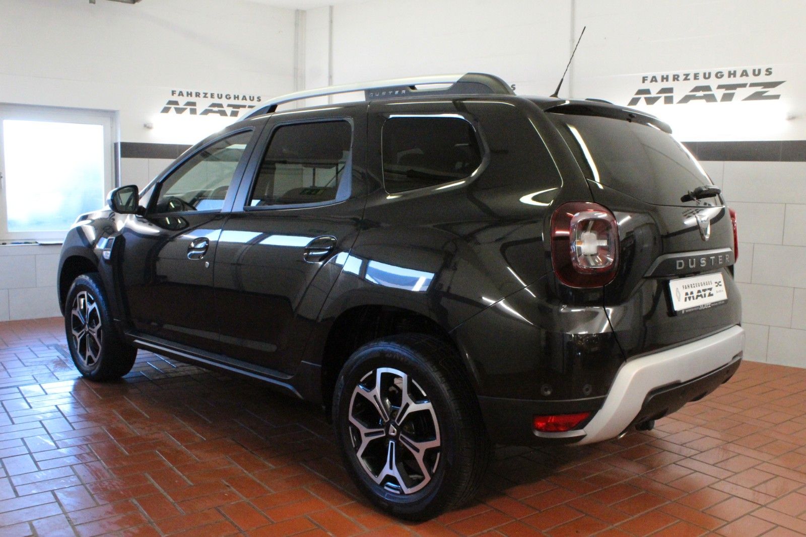 Fahrzeugabbildung Dacia Duster TCe130 *Anniversary Navi*Sitzhzg*Kamera