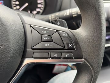 Nissan Juke Acenta 1.0 DIG-T °LED°SHZ°AAC°RFK°AppleCar°