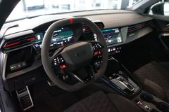 AUDI RS3 Sportback | Schalensitze | Carbon | Keramik AUDI RS3 Sportback | Schalensitze | Carbon | Keramik