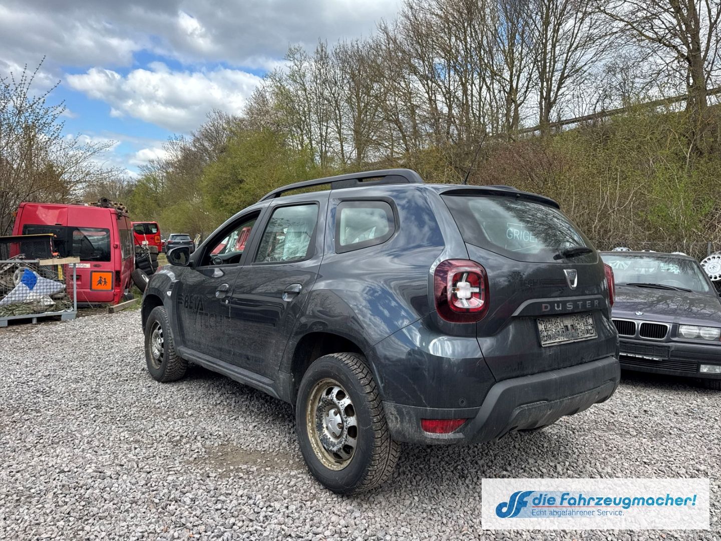Fahrzeugabbildung Dacia Duster II Comfort 4WD 1.5 BLUE dCi *GETRIEBESCHA