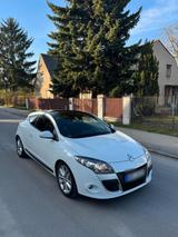 Renault Mégane Coupé Night & Day Panorama - Renault Megane: Night Day