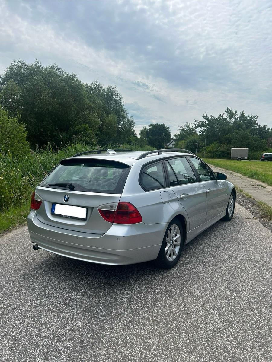 BMW 320 2006 — photo 6