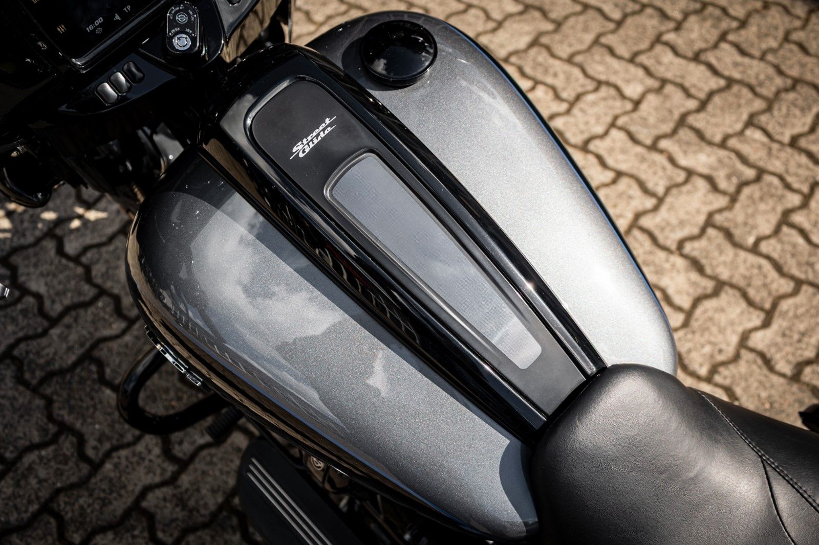 Fahrzeugabbildung Harley-Davidson Street Glide Special FLHXS