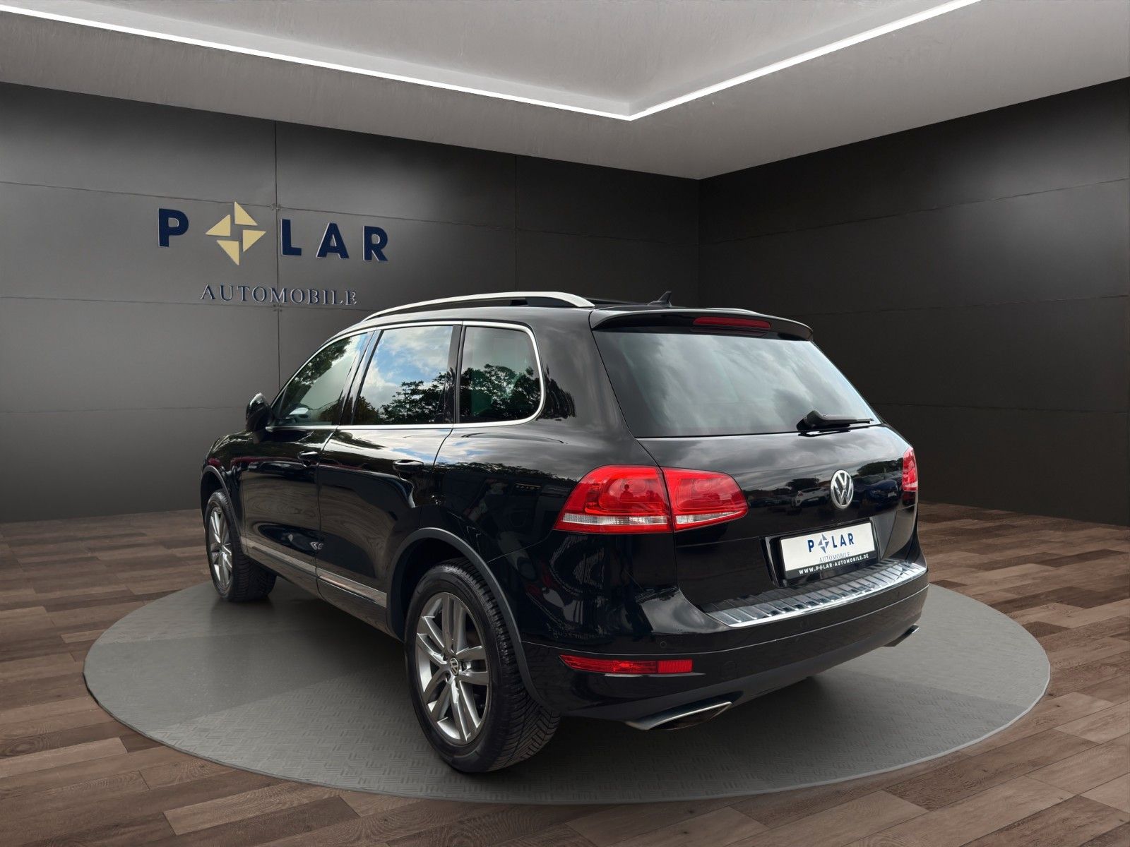 Fahrzeugabbildung Volkswagen Touareg 3.0 V6 TDI *Pano*Kamera*4-Zonen*ST-Heiz*