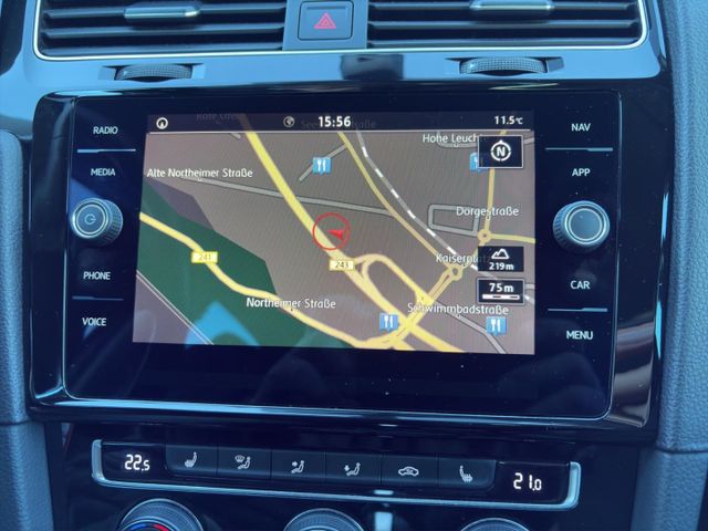 Volkswagen Golf VII Highline Navi*AAC*LED*ACC*Massage*SHZ*1