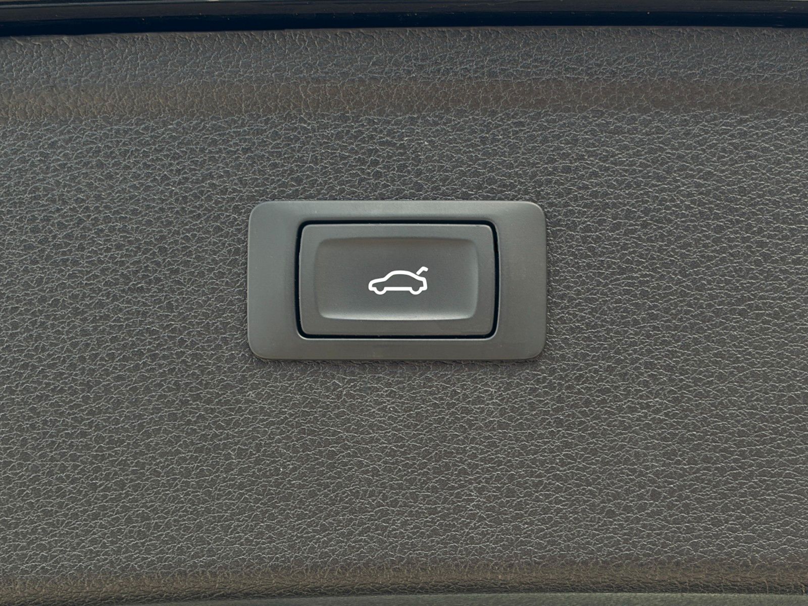 Fahrzeugabbildung Audi Q5 45 TFSI quattro S-line 3-Z.Klima Temp CAM VC