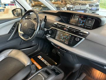 MYAUTOCENTER – Gebraucht- und Jahreswagen mit Werkstattservice in Pfaffenhofen Citroën C4 *KEYLESS*MASSAGE*TEMPO*NAVI*