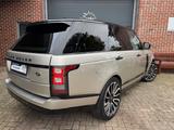 Land Rover RANGE ROVER 4.4SDV8 PANO,AHK,HUD,22-ZOLL - Land Rover Range Rover: 4.4