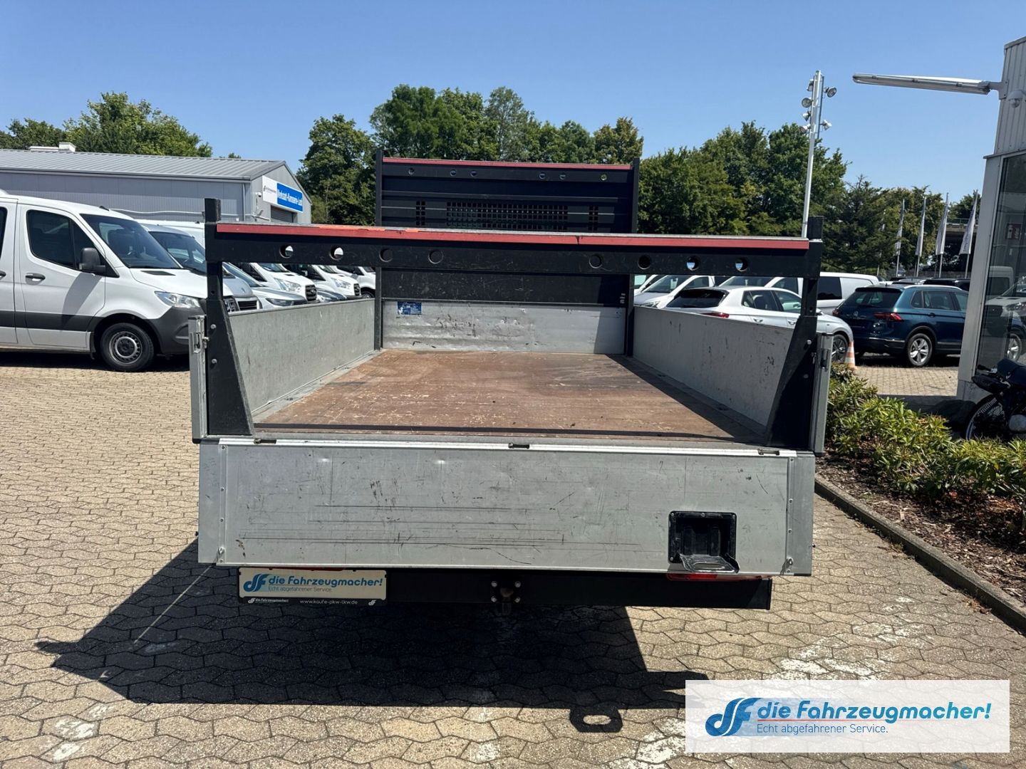 Fahrzeugabbildung Mercedes-Benz Sprinter Pritsche DoKa 316 CDi L3 AHK 3,5t Kamer