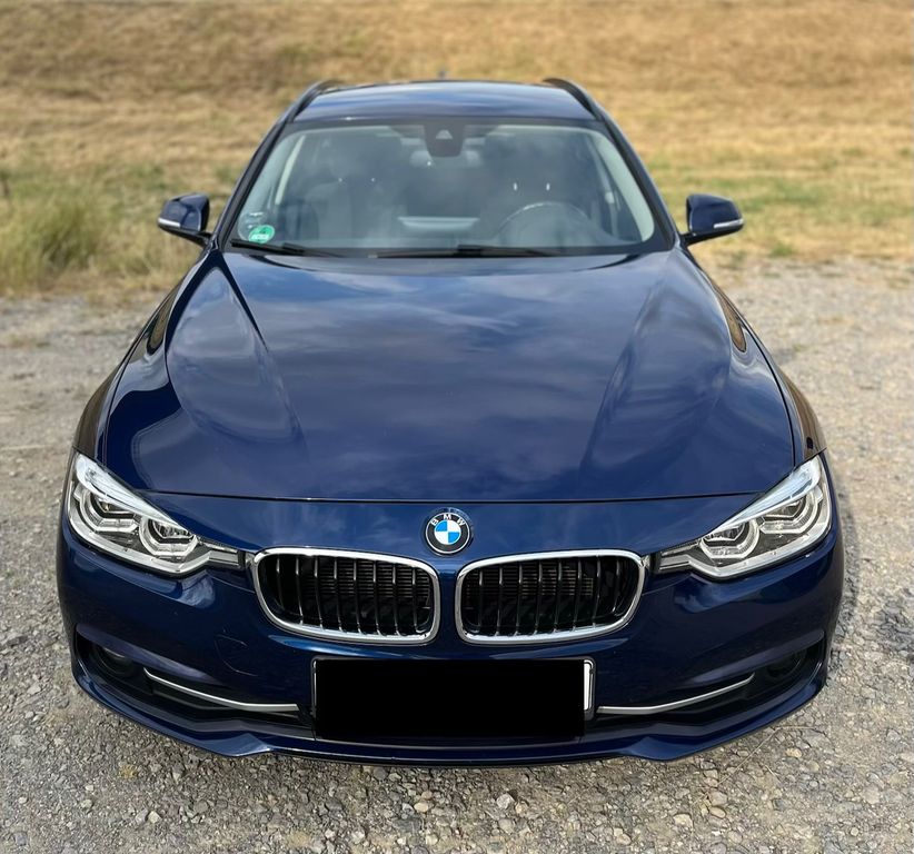 Image of BMW 320