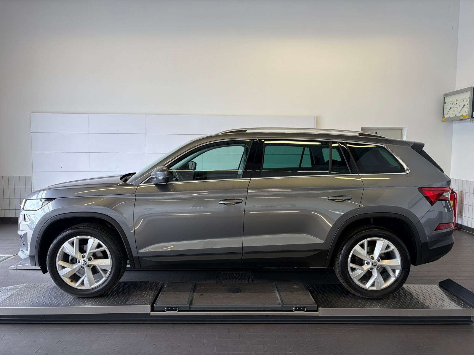 Fahrzeugabbildung SKODA Kodiaq FL Style 1.5 TSI DSG *AHK,LED,ACC,19"-LM*