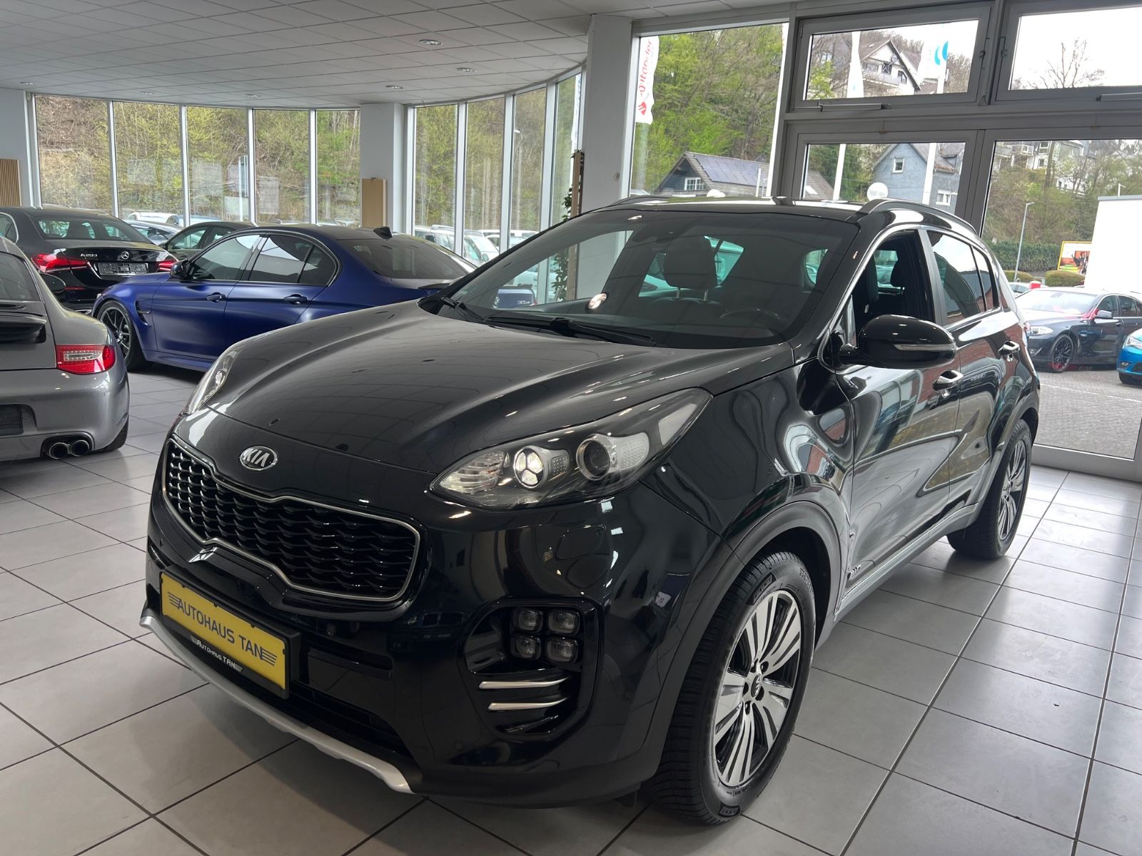 Fahrzeugabbildung Kia Sportage GT-Line 4WD Automatik *KAMERA*