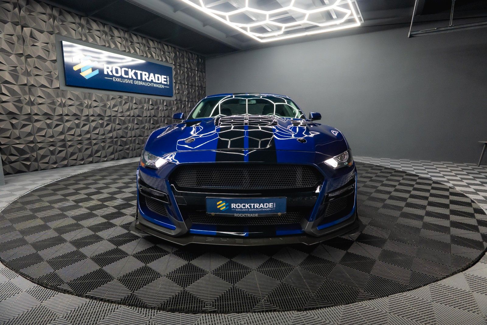 Fahrzeugabbildung Ford Mustang Shelby GT 500 Coupe Performance PREMIUM