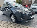 Ford Fiesta Champions Edition - Ford Fiesta mit Benzin-Antrieb: Limousine, Champ