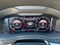 Skoda Karoq 1.5 TSI DSG Style 1.HD NAVI LEDER PANO AHK bei Autohaus Landmann & Maier OHG