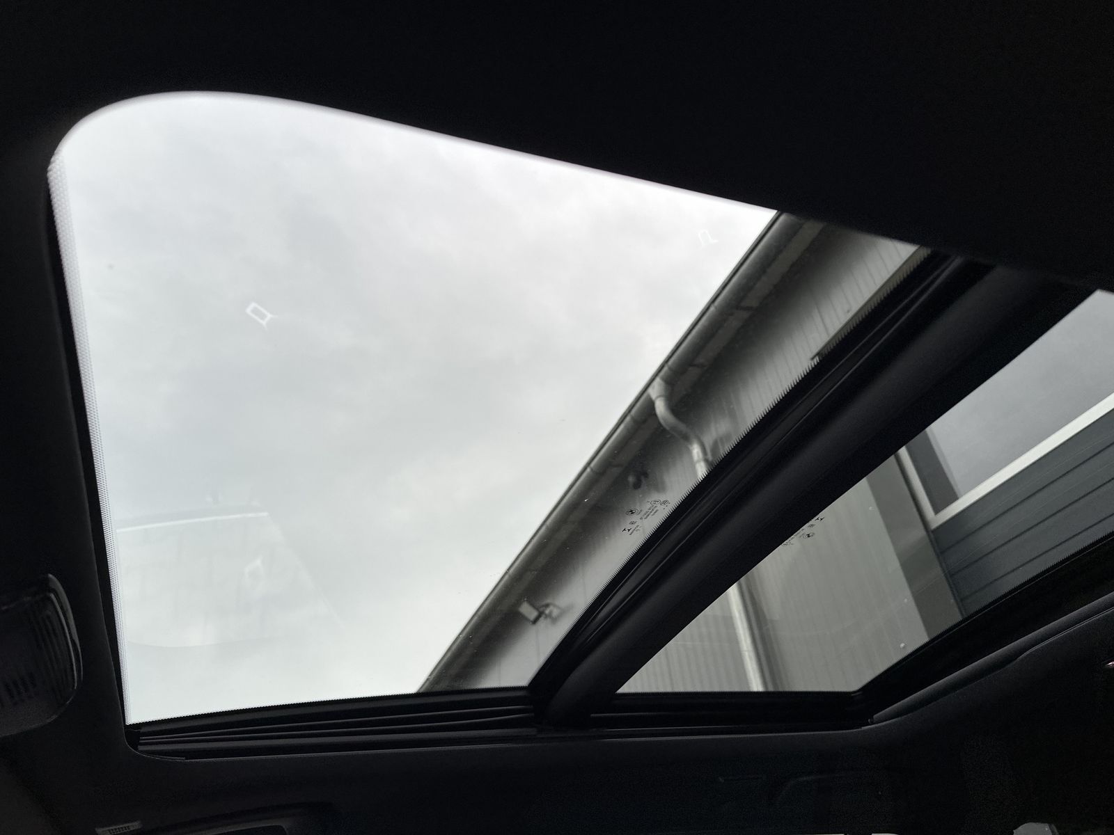 Fahrzeugabbildung BMW M340d Touring xDrive NAV+LASER+PANO+360°+HEAD-UP