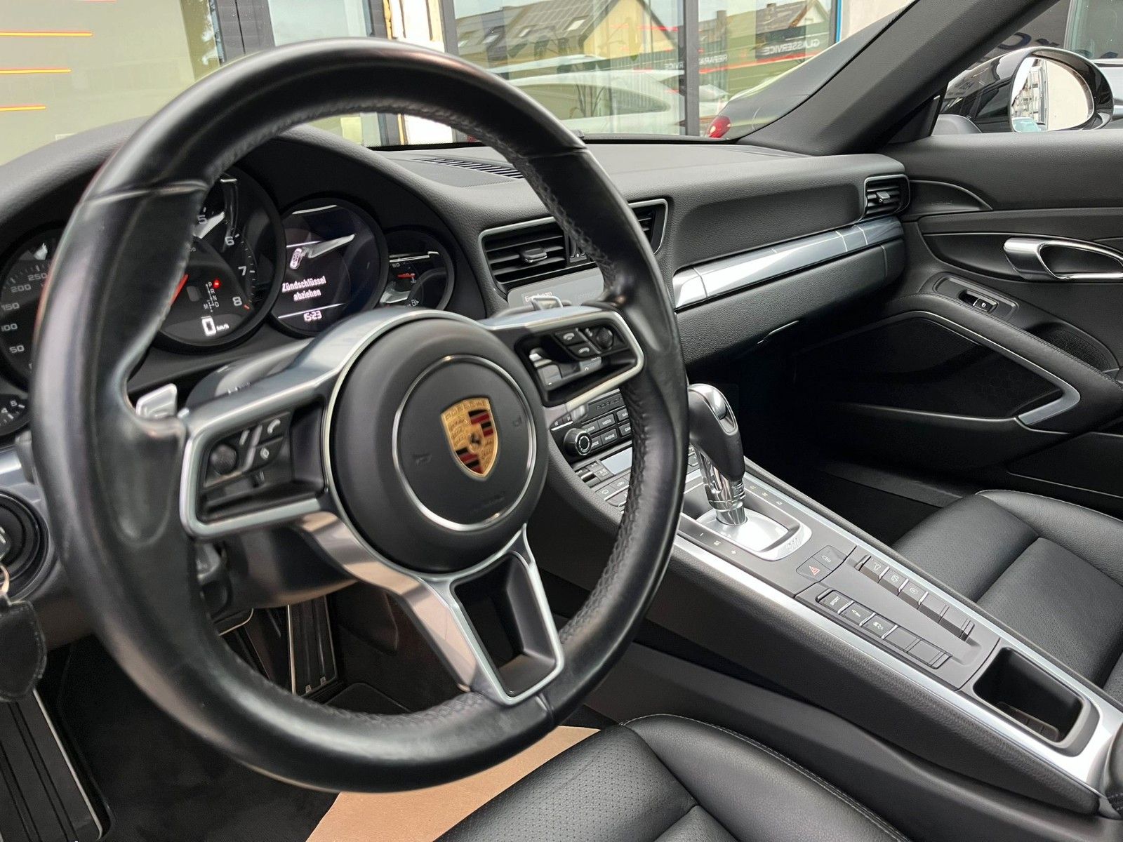 Fahrzeugabbildung Porsche 911 (991.2) Carrera 3.0 Coupe*RS-Spyder 20"*PDC*