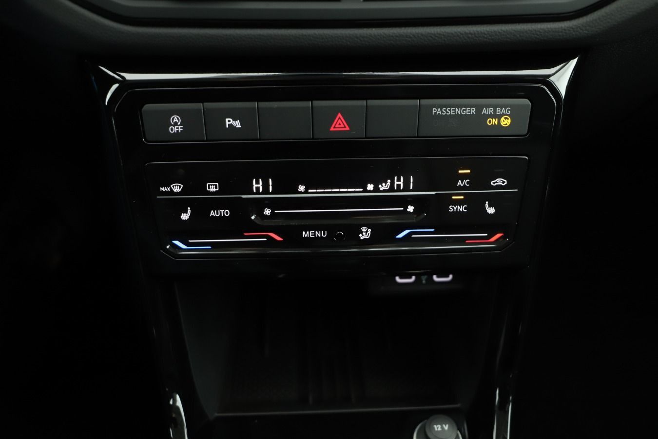 Volkswagen T-Cross - Bild 11