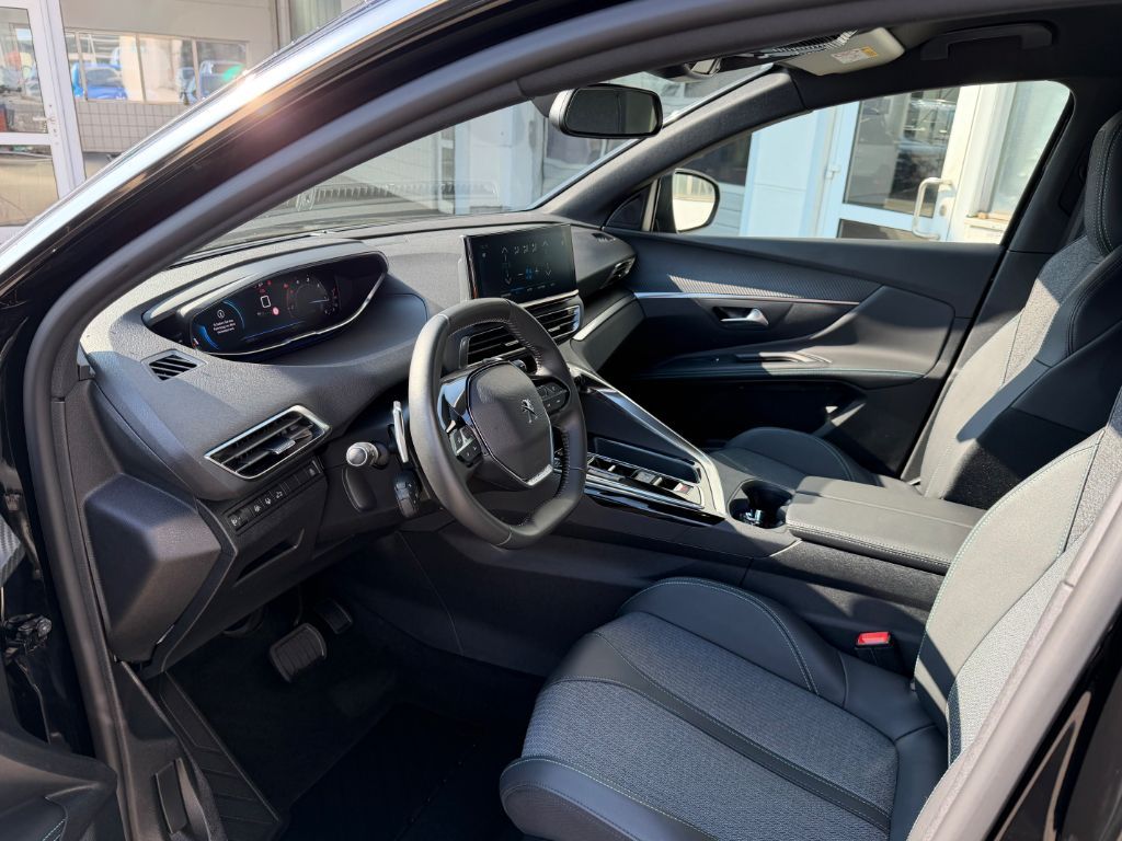 Peugeot 5008 BlueHDi 130 EAT8 Allure Pack imagem 3