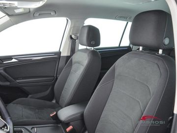 Volkswagen Tiguan - 9