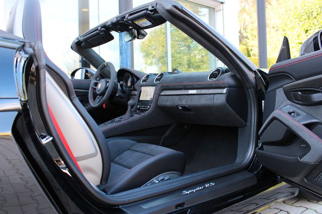 Porsche 718 SPYDER RS / WEISSACH-PAKET / LIFT / 18 Wege Porsche 718 SPYDER RS / WEISSACH-PAKET / LIFT / 18 Wege